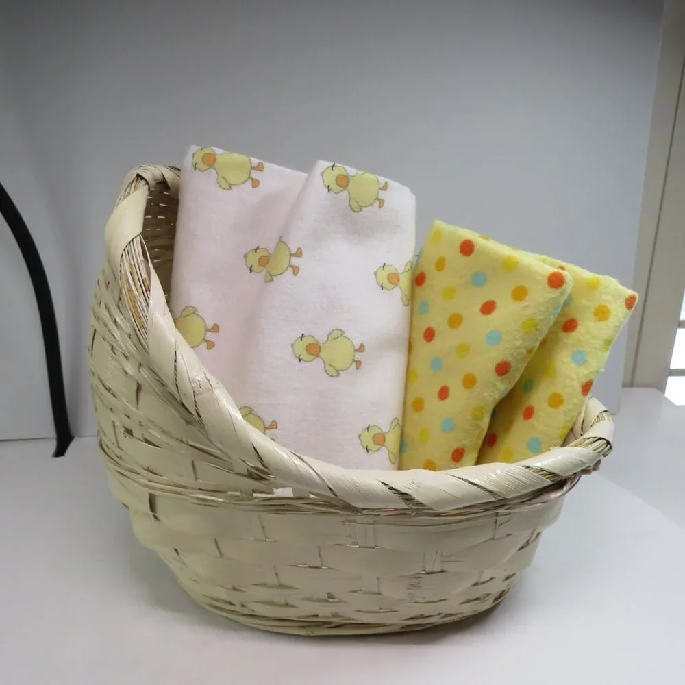 Vintage Bassinet Basket 10 x 7.5